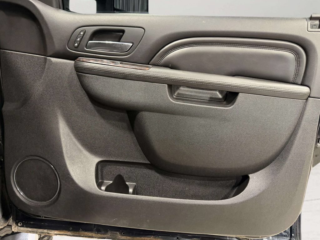 Used 2013 GMC Sierra 2500 Denali AWD/4WD image 29