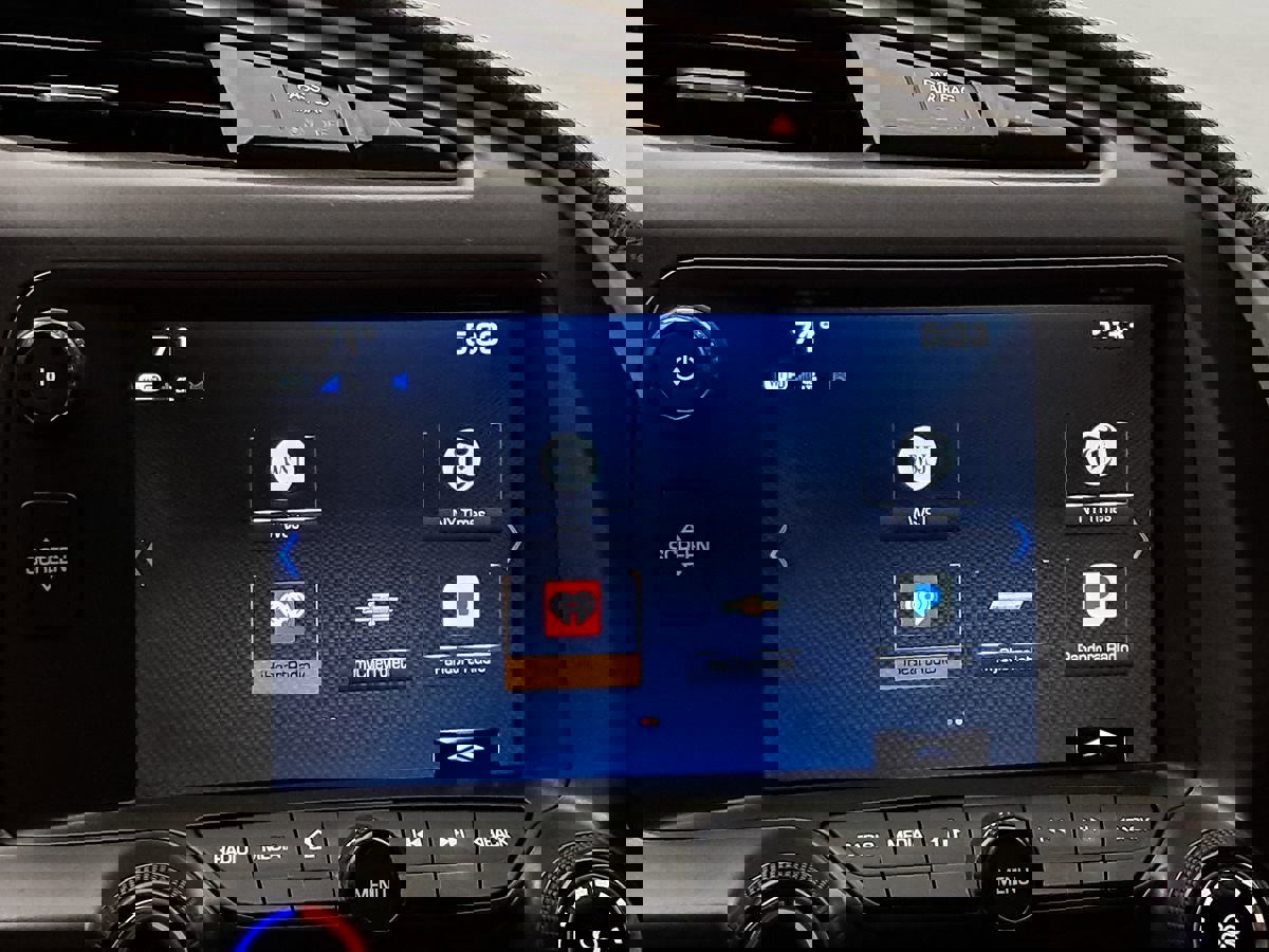 Used 2018 Chevrolet Corvette Stingray Convertible w/ 1LT image 39