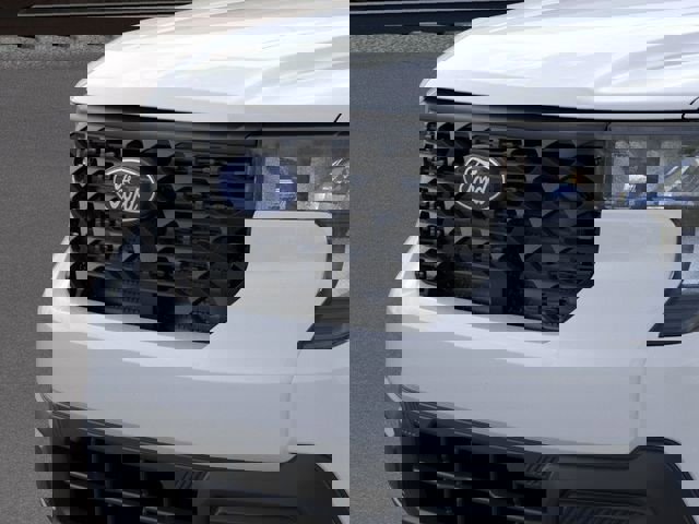 New 2026 Ford Maverick XL image 18