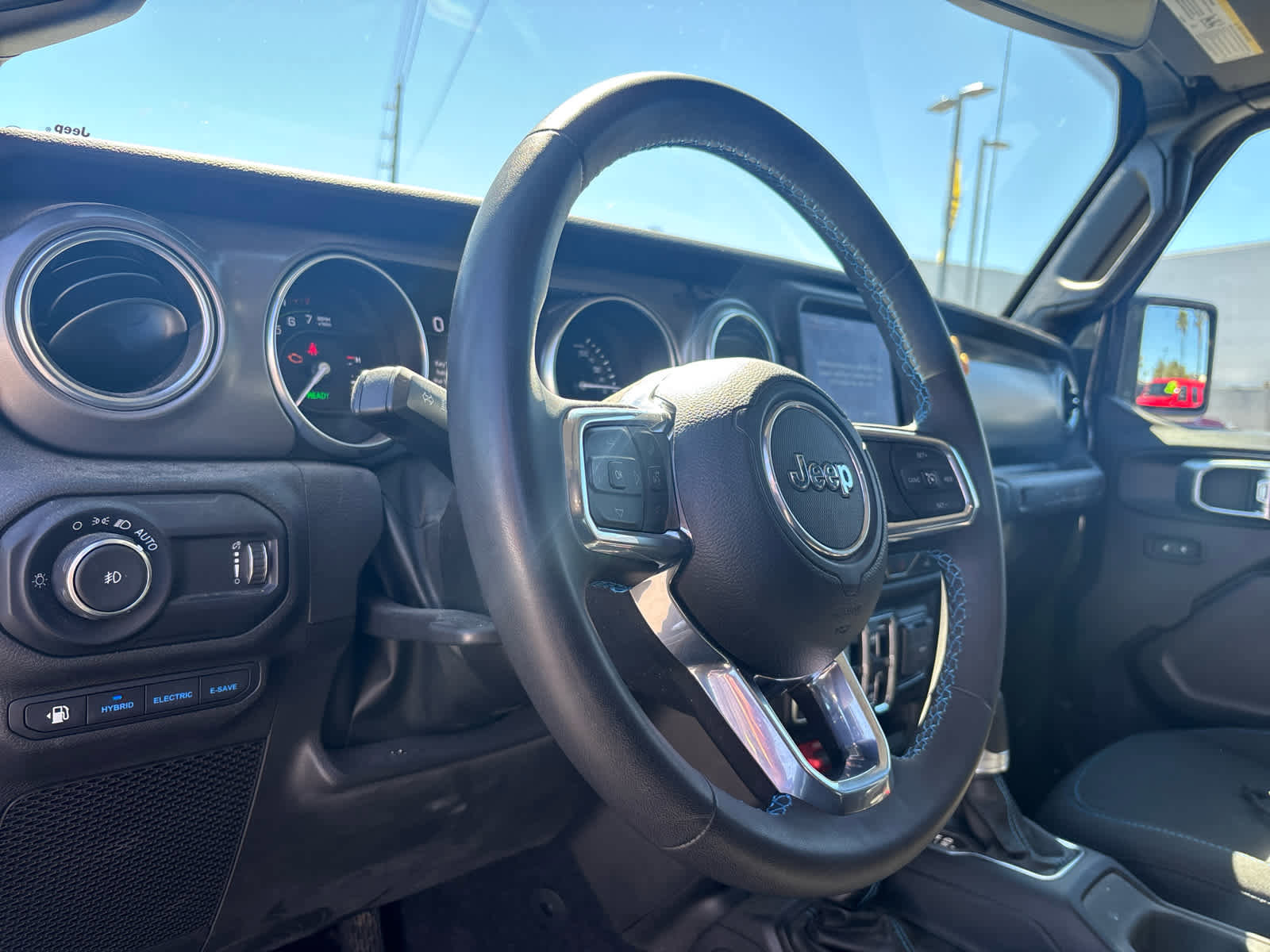 Used 2023 Jeep Wrangler Rubicon image 8