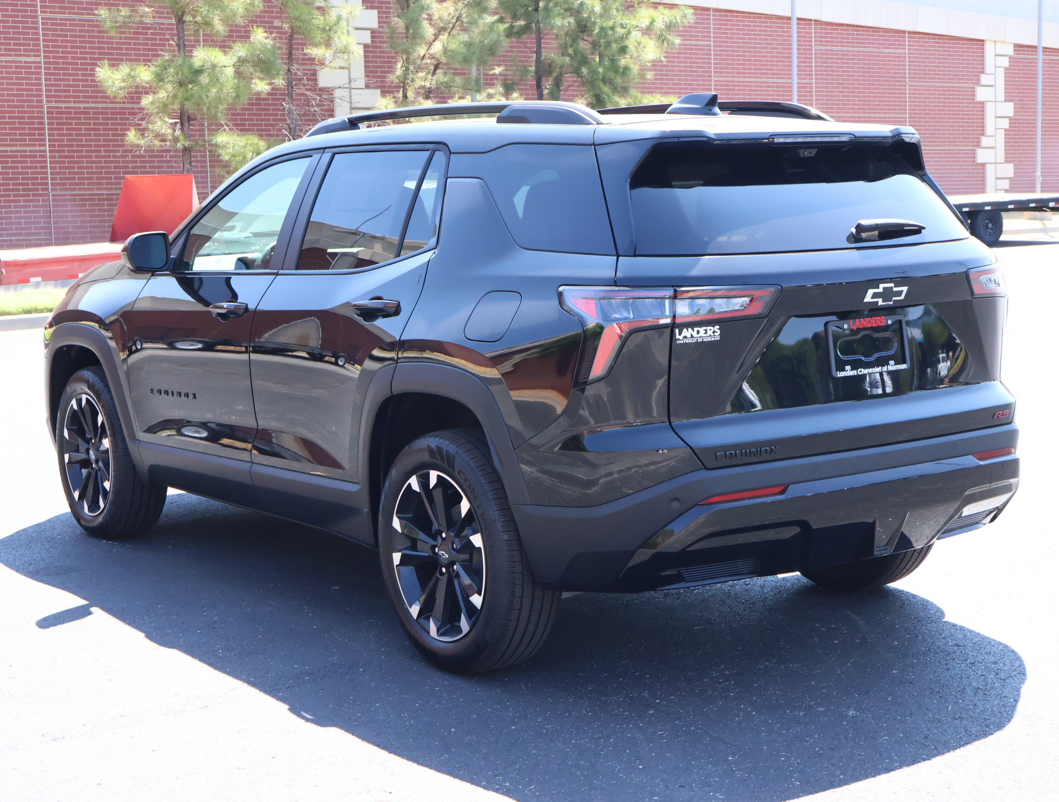 New 2027 Chevrolet Equinox RS w/ Safety and Technology Package FWD image 7