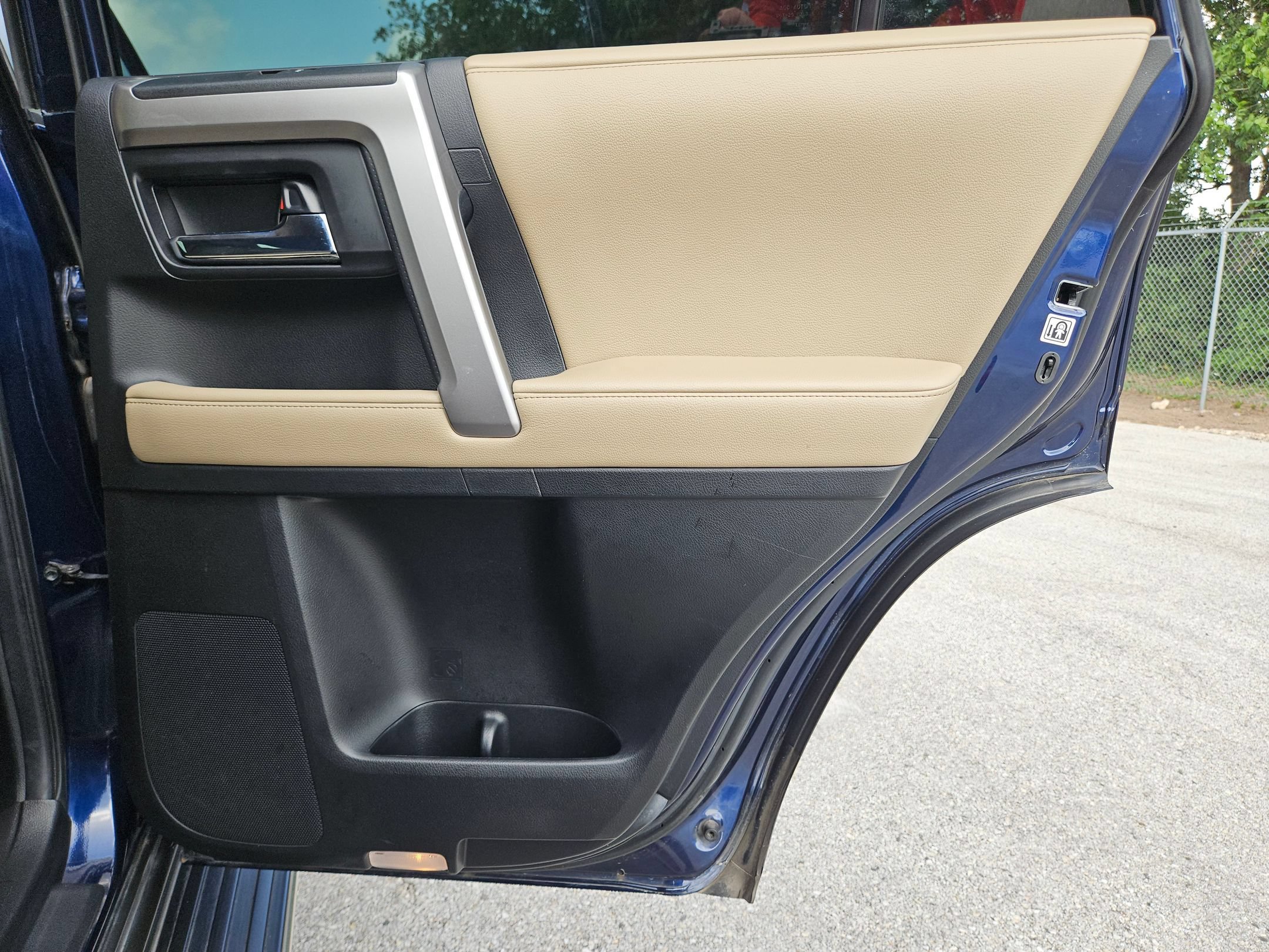 Used 2019 Toyota 4Runner SR5 Premium AWD/4WD image 26