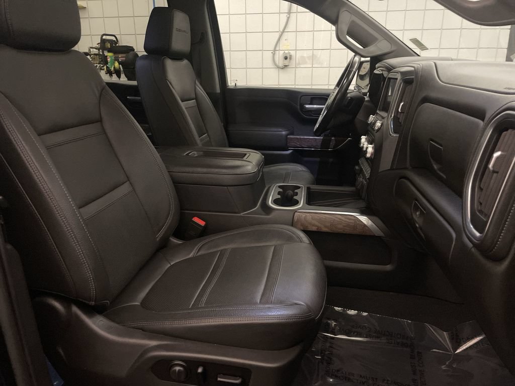 Used 2021 GMC Sierra 1500 Denali w/ Denali Ultimate Package AWD/4WD image 22