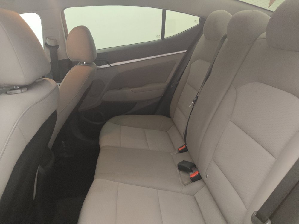Used 2019 Hyundai Elantra SEL FWD image 18