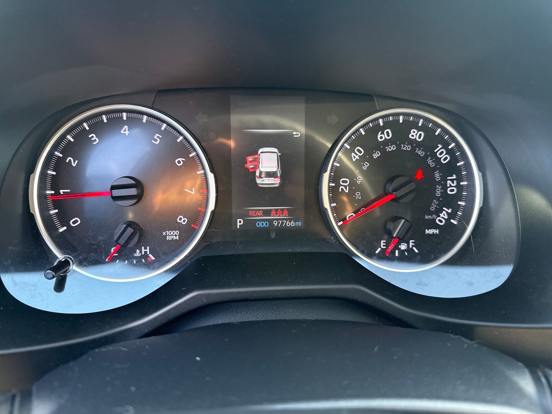 Used 2019 Toyota RAV4 LE image 17