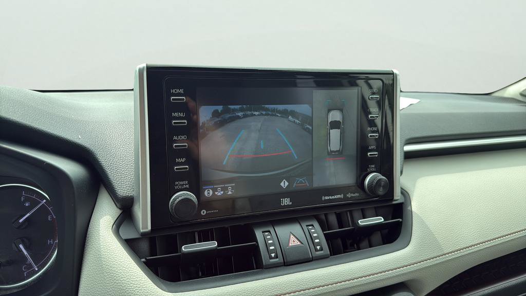 Used 2020 Toyota RAV4 Limited AWD/4WD image 16