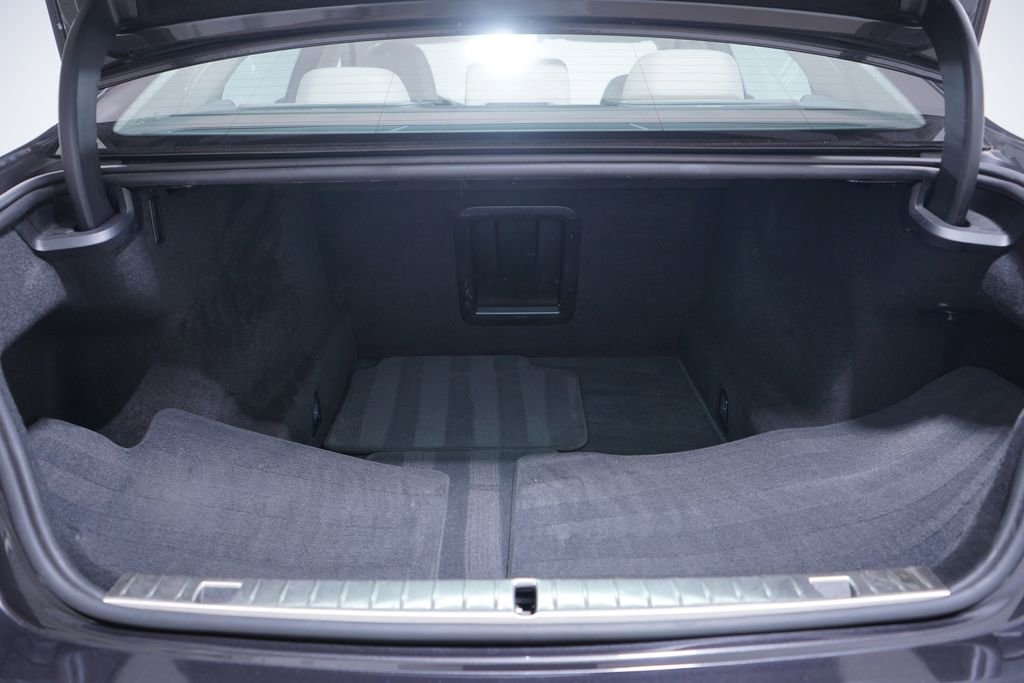 Used 2022 BMW 740i image 23