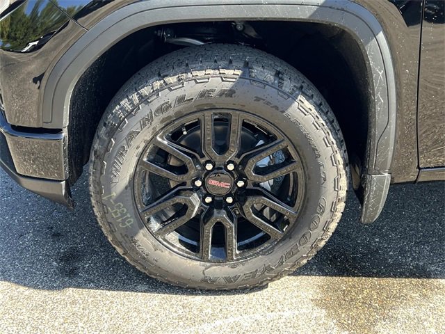 New 2026 GMC Sierra 1500 Elevation image 10