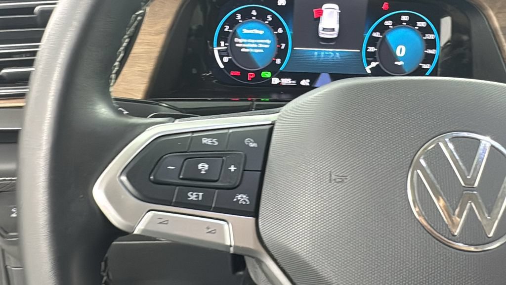 Used 2025 Volkswagen Atlas SE AWD/4WD image 22