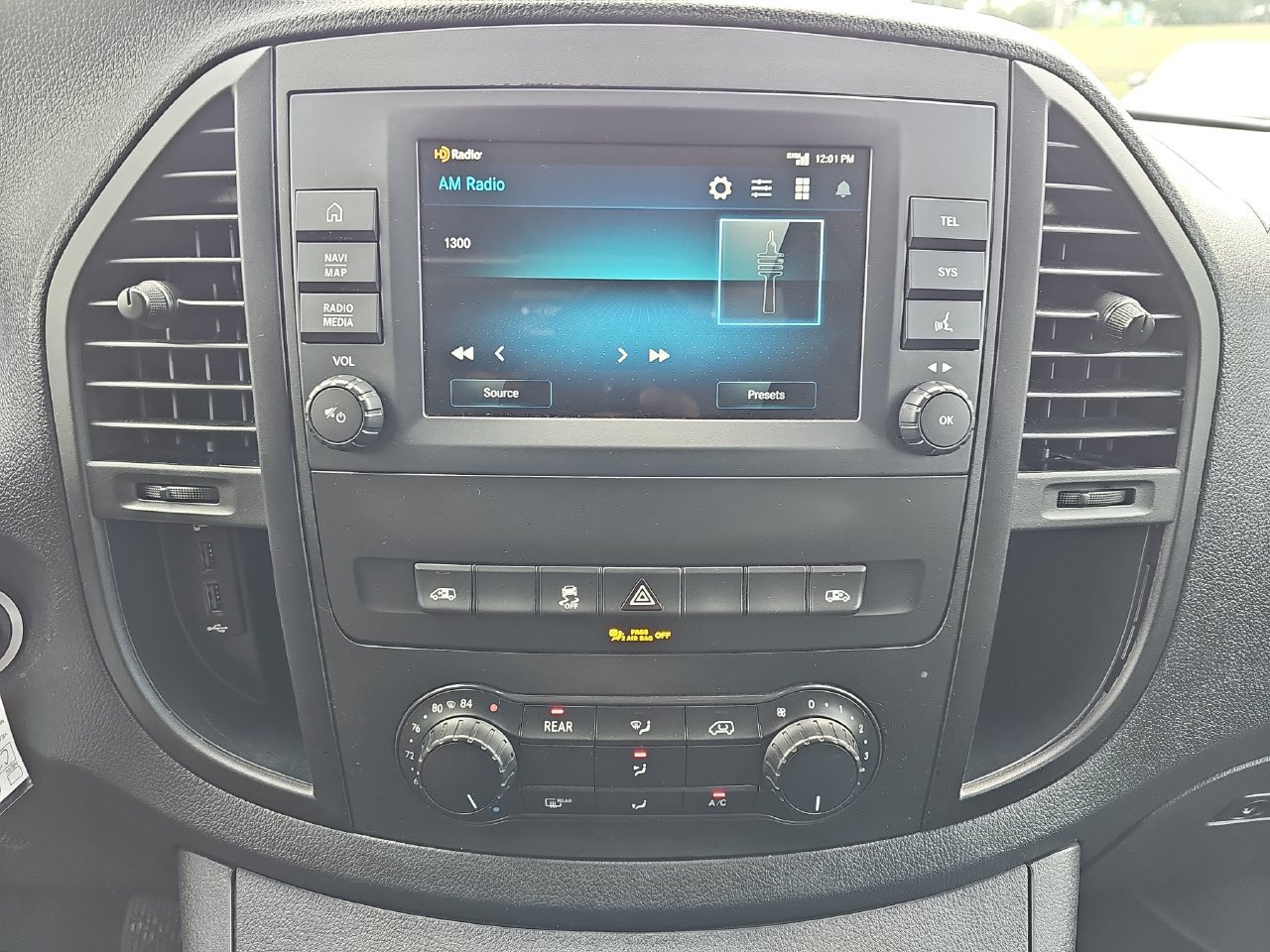 Used 2023 Mercedes-Benz Metris Passenger image 25