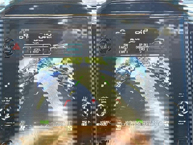 Certified 2025 Subaru Crosstrek 2.5i Limited w/ Popular Package #3A image 28