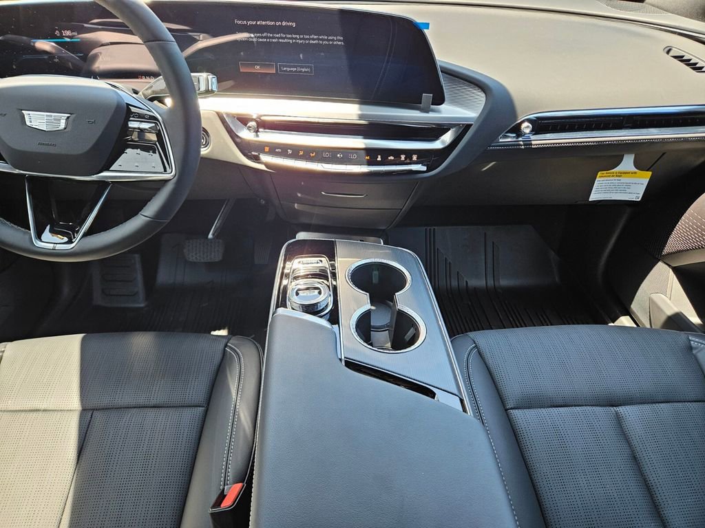 New 2025 Cadillac Lyriq Luxury w/ LPO, Floor Liner Package image 14