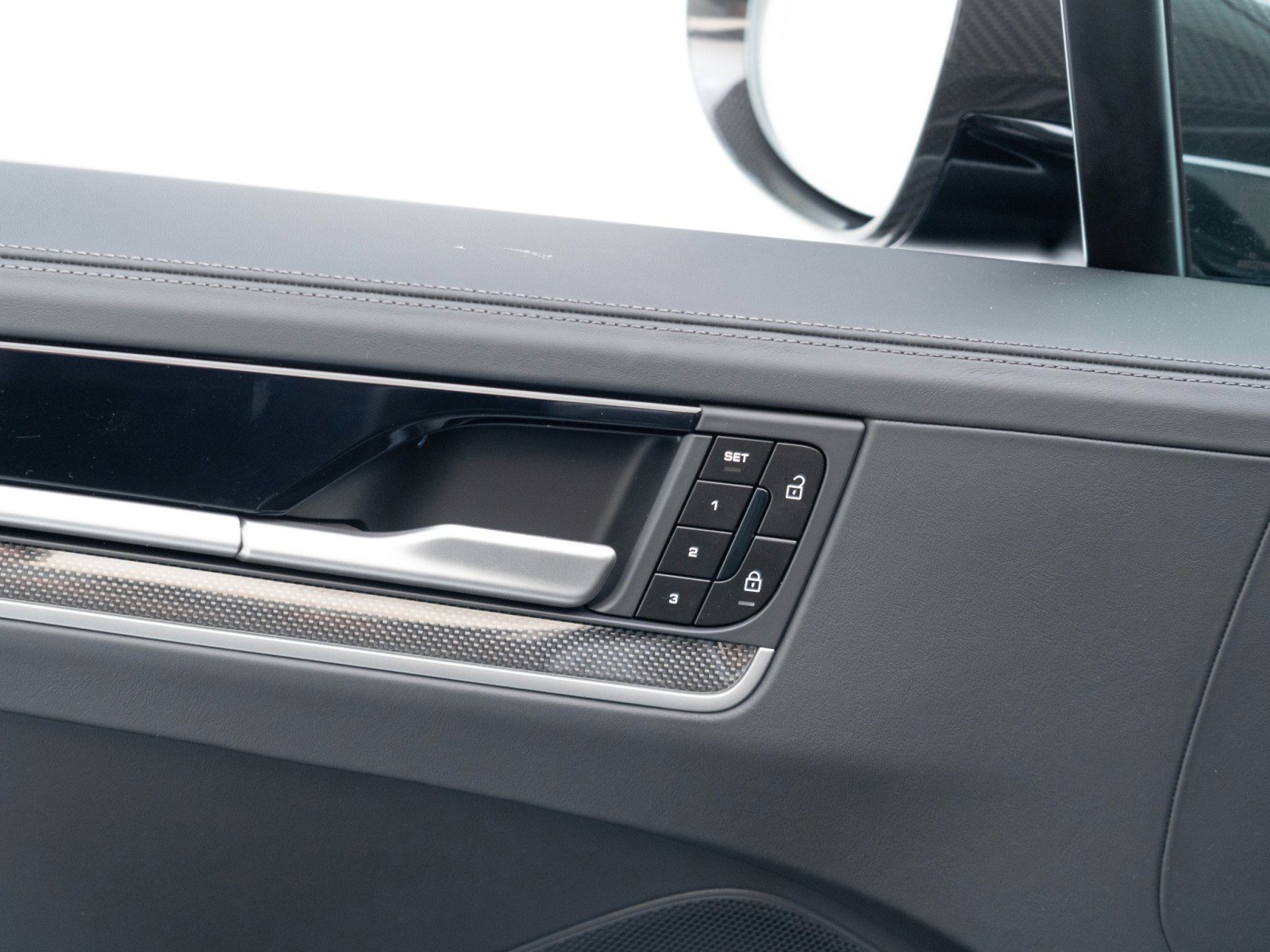 New 2026 Porsche Cayenne GTS image 22