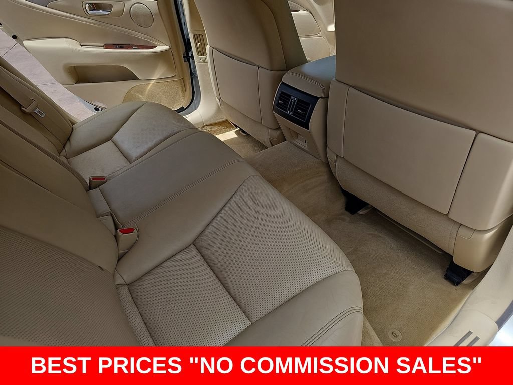 Used 2016 Lexus LS 460 w/ Comfort Package RWD image 11