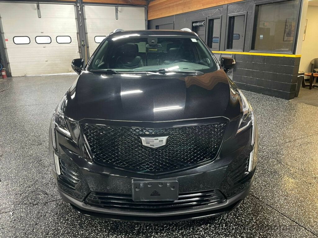 Used 2022 Cadillac XT5 Premium Luxury w/ LPO, ONYX Package AWD/4WD image 2