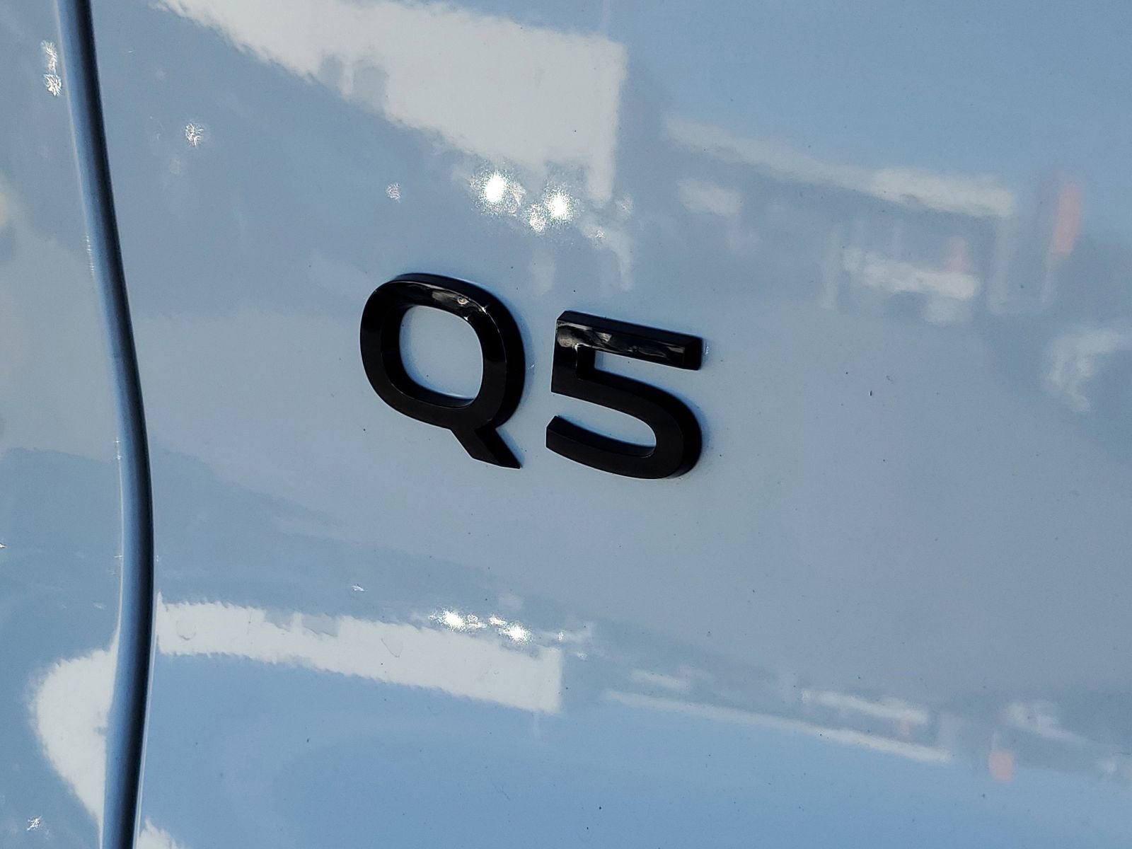 Used 2025 Audi Q5 Premium Plus w/ Premium Plus image 7