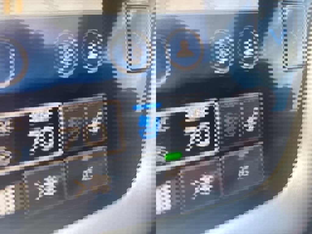 New 2025 Subaru Outback Touring XT image 30