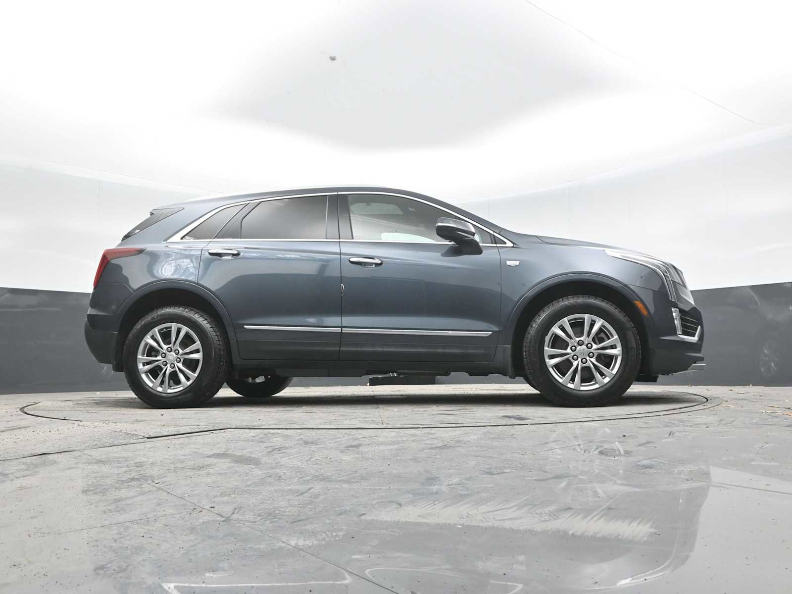 Used 2020 Cadillac XT5 Premium Luxury AWD/4WD image 51