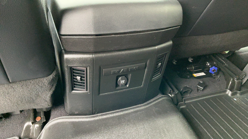 Used 2018 RAM 2500 Lone Star w/ Sport Appearance Group AWD/4WD image 10