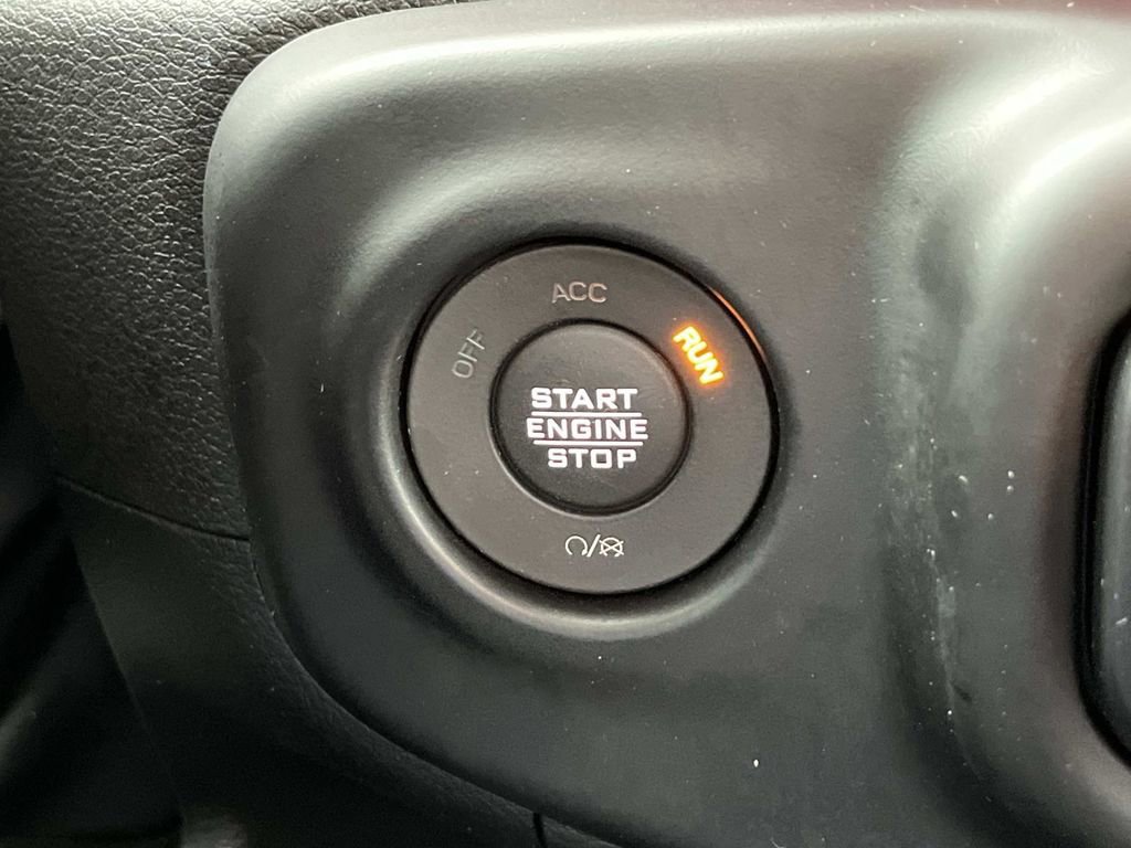 Used 2022 Jeep Gladiator Rubicon w/ LED Lighting Group image 32