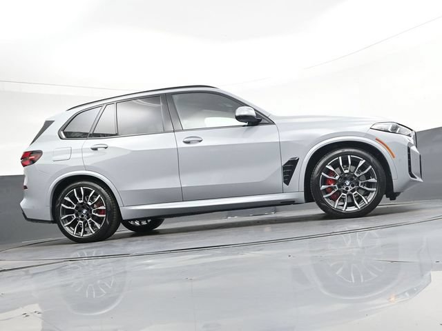 Used 2026 BMW X5 xDrive50e w/ Executive Package AWD/4WD image 33
