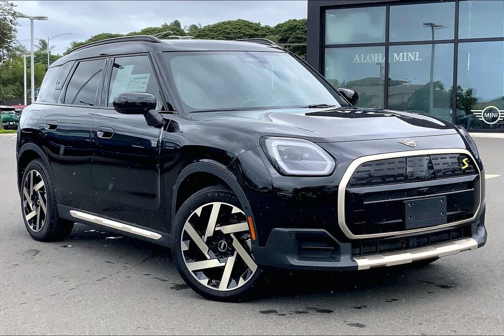 Used 2025 MINI Cooper Countryman SE w/ Comfort Package Max