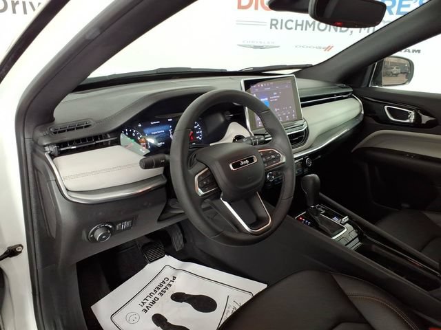 Used 2024 Jeep Compass Limited AWD/4WD image 13