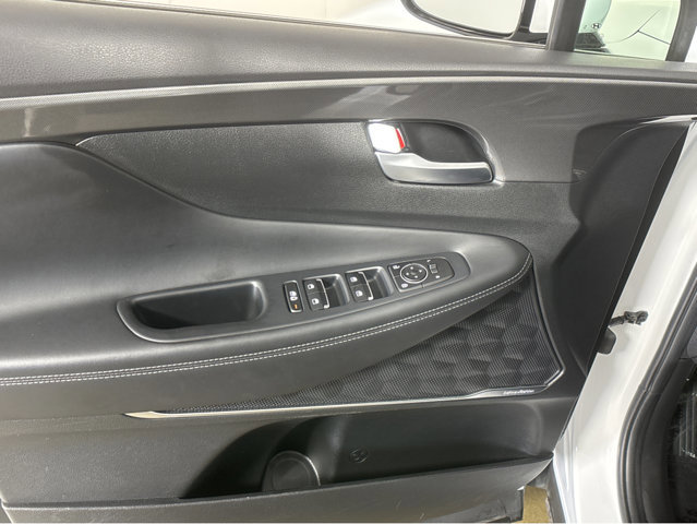 Used 2023 Hyundai Santa Fe SEL Premium image 33