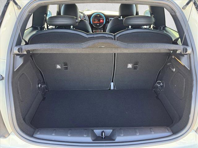 Used 2019 MINI Cooper S image 13