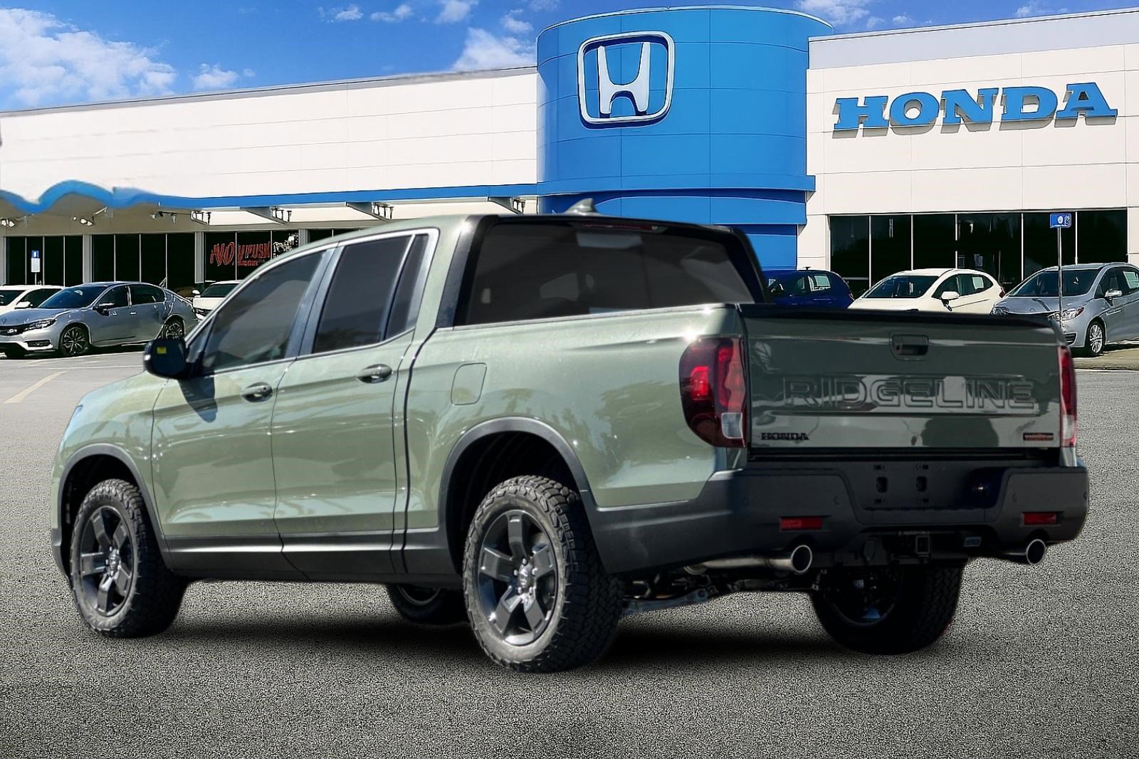 New 2026 Honda Ridgeline TrailSport image 3