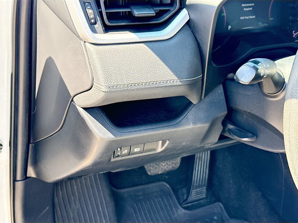 Used 2023 Toyota RAV4 XLE image 11