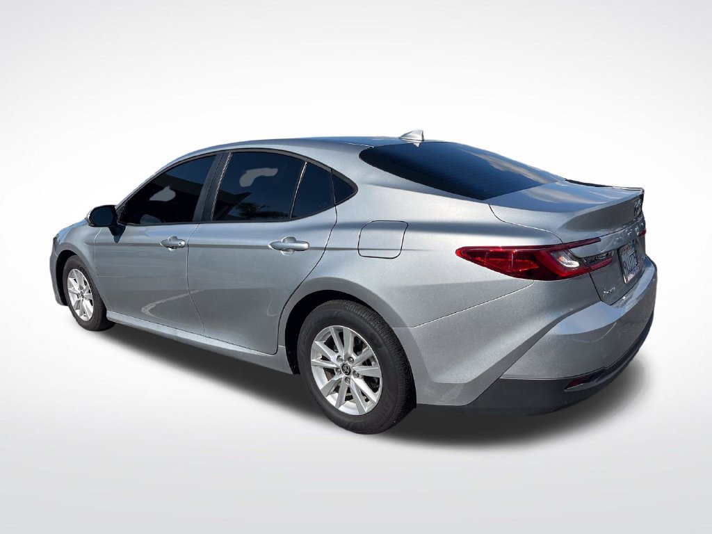 Used 2025 Toyota Camry LE w/ Convenience Package FWD image 3