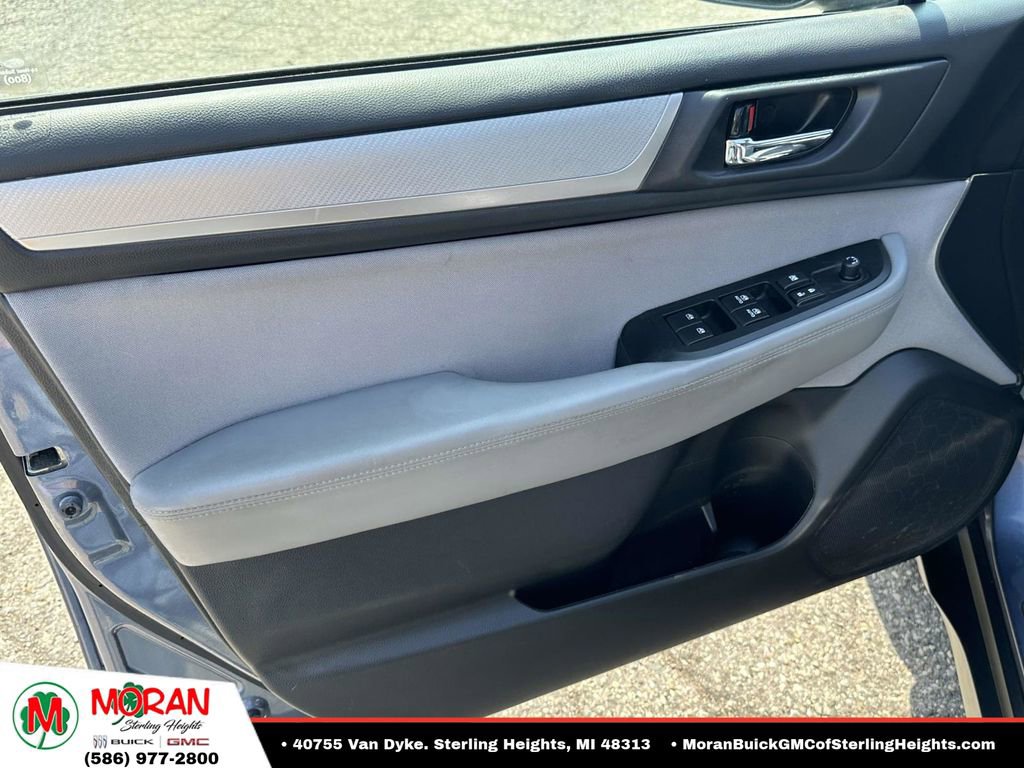 Used 2018 Subaru Outback 2.5i Premium AWD/4WD image 18