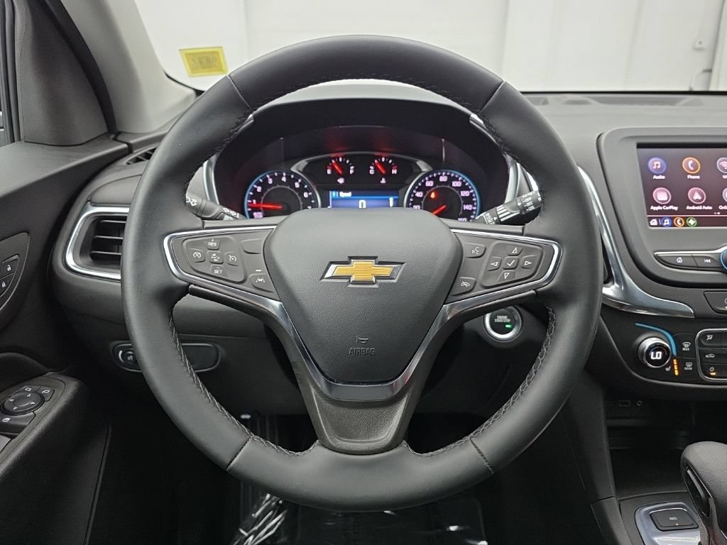 Used 2024 Chevrolet Equinox LT AWD/4WD image 25