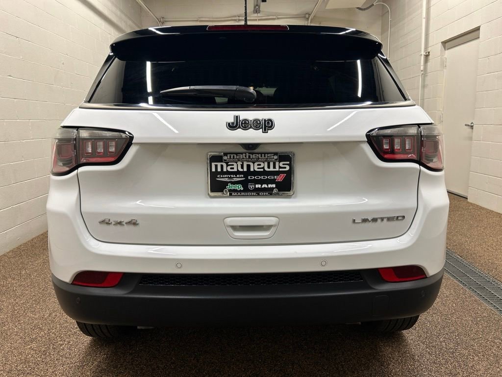 Used 2025 Jeep Compass Limited AWD/4WD image 8