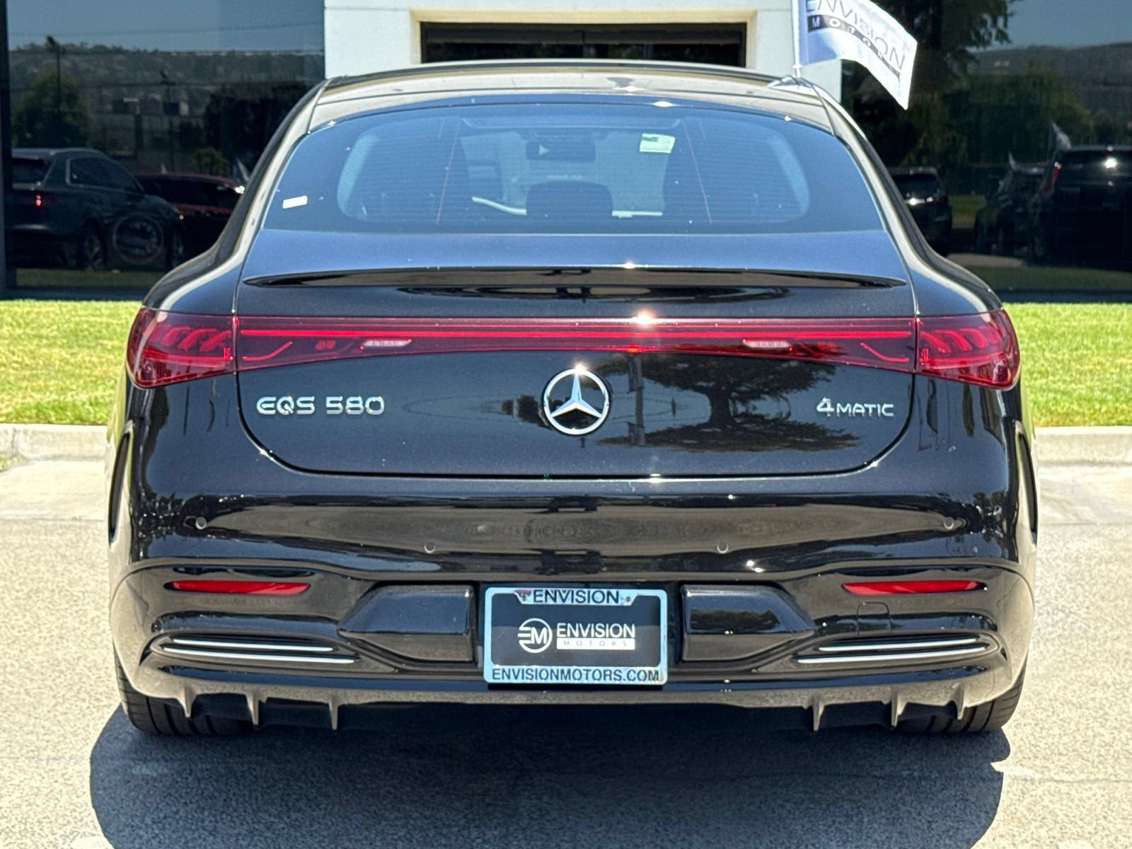 Used 2022 Mercedes-Benz EQS 580 4MATIC Sedan image 13