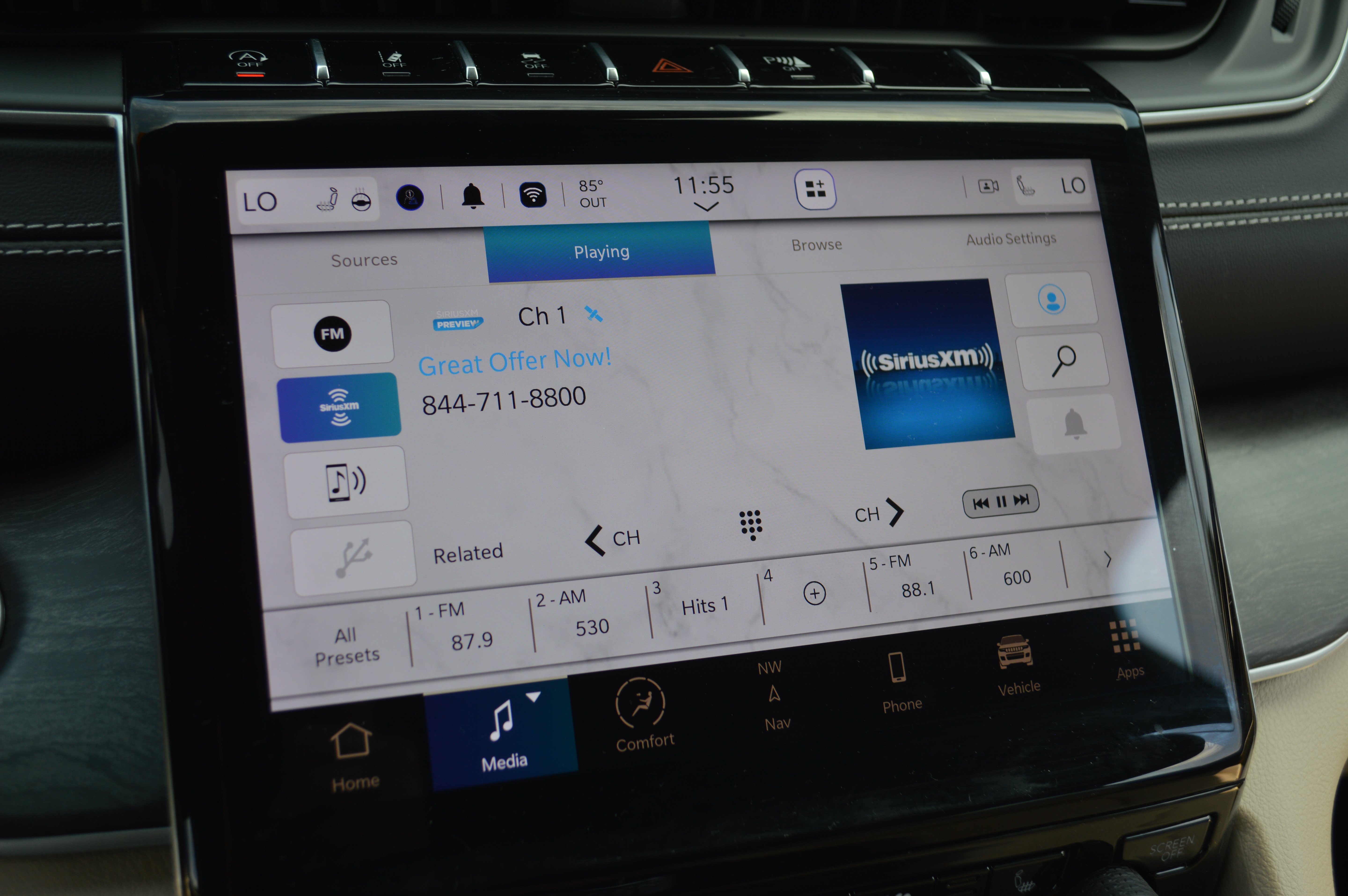 Used 2024 Jeep Grand Cherokee L Limited w/ Luxury Tech Group II AWD/4WD image 19