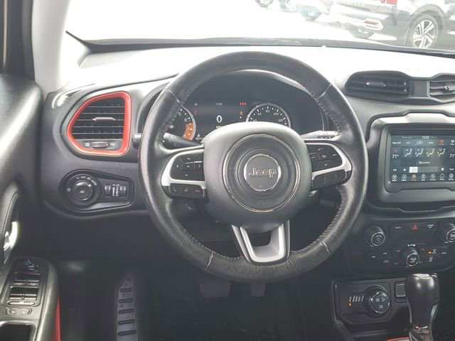 Used 2019 Jeep Renegade Trailhawk image 12