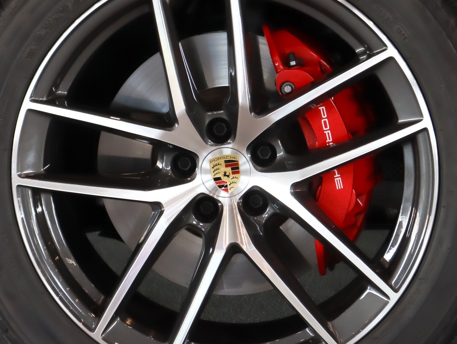 Certified 2026 Porsche Macan S AWD/4WD image 30
