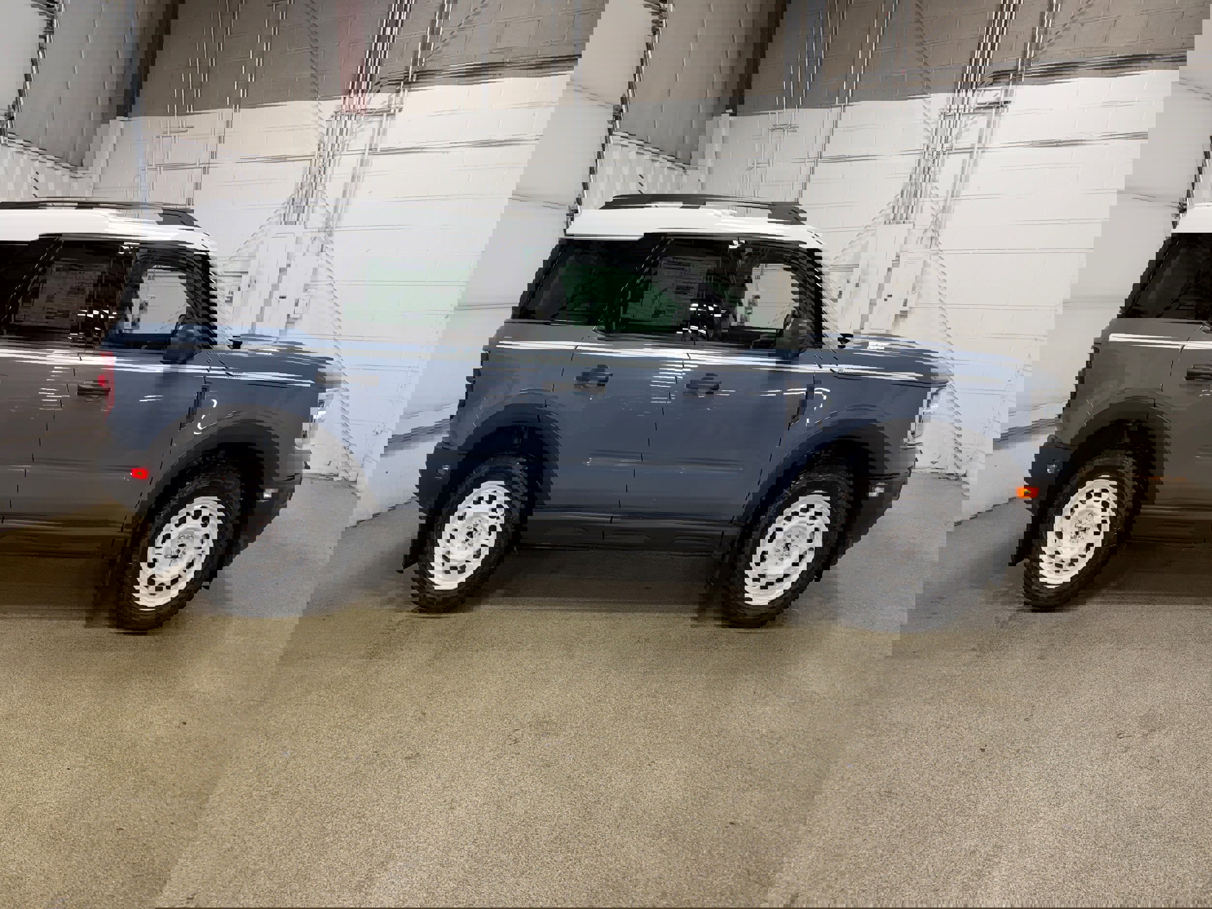 Used 2025 Ford Bronco Sport Heritage w/ Convenience Package AWD/4WD image 5