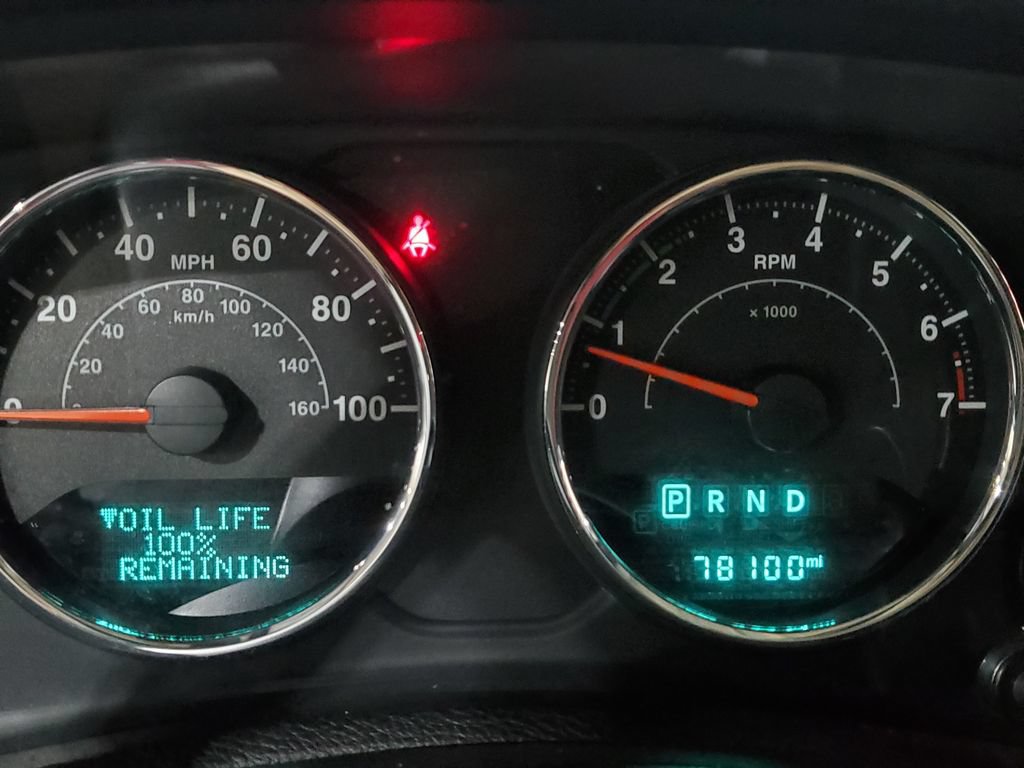 Used 2016 Jeep Wrangler Unlimited Sport w/ Quick Order Package 24S AWD/4WD image 32