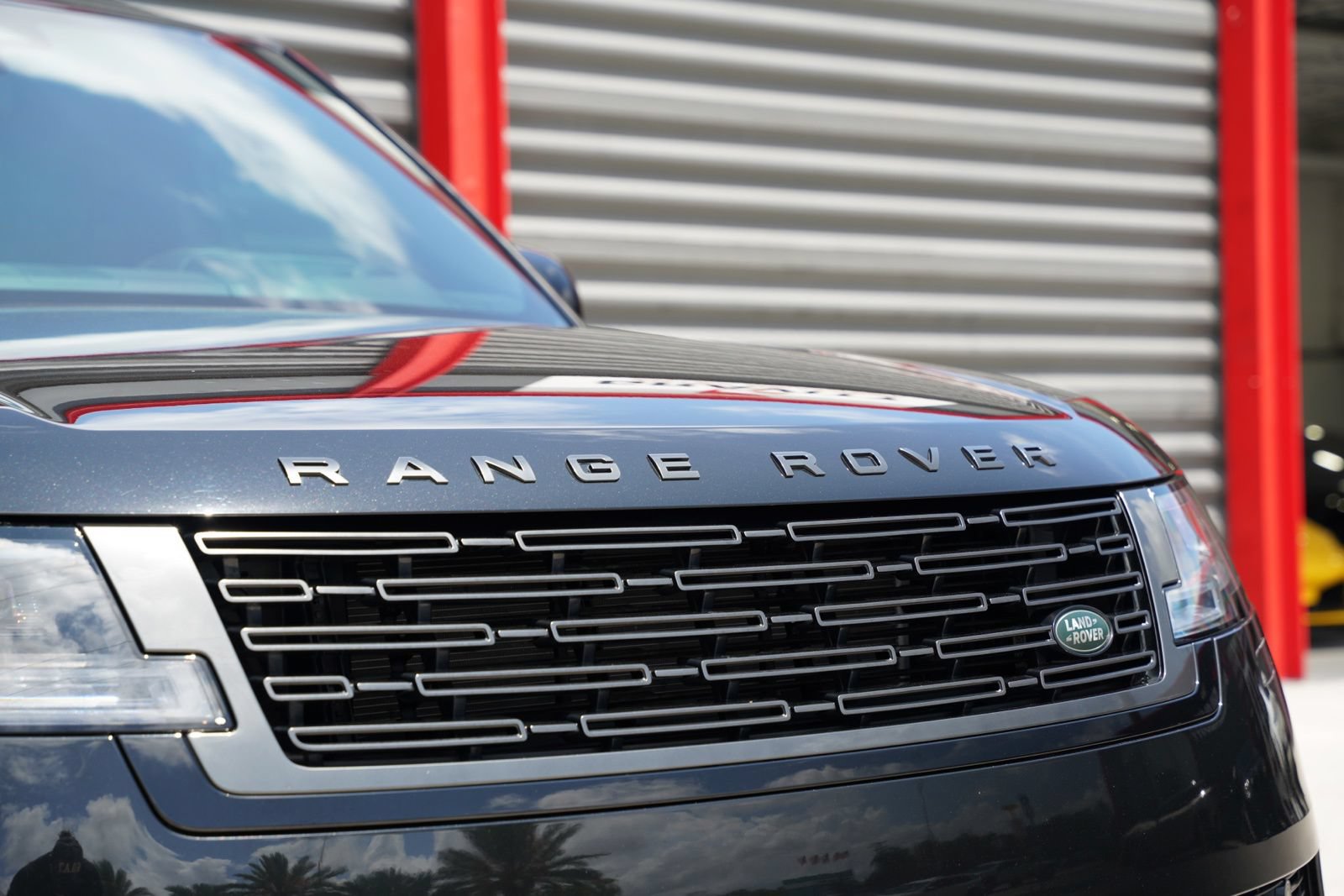 Used 2024 Land Rover Range Rover Long Wheelbase Autobiography AWD/4WD image 7