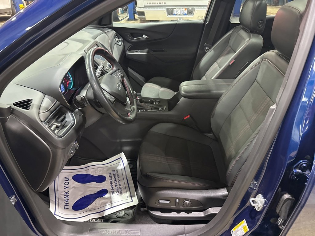 Used 2023 Chevrolet Equinox RS image 17