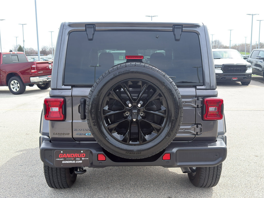 Used 2025 Jeep Wrangler Sahara w/ Safety Group image 7