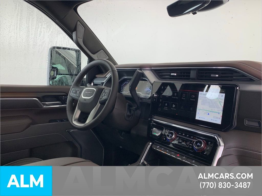 Used 2025 GMC Sierra 3500 Denali image 33