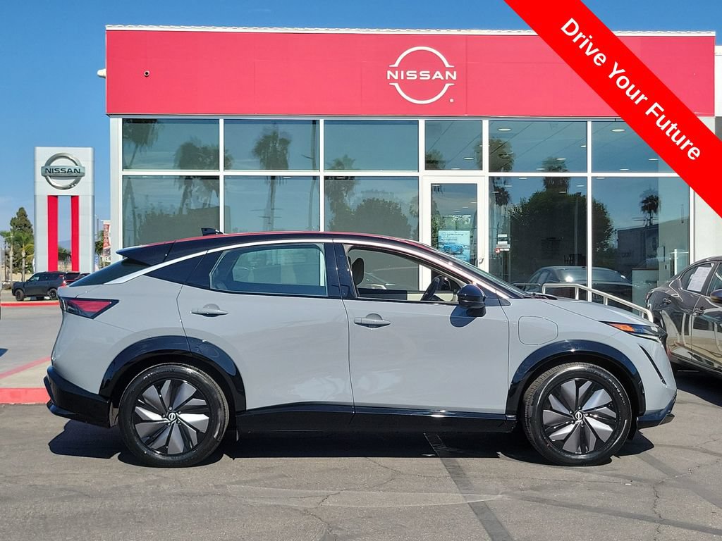 Used 2024 Nissan Ariya FWD image 35