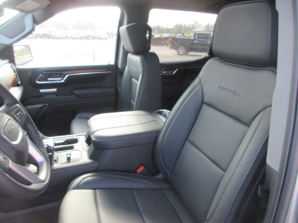 New 2026 GMC Sierra 1500 Denali image 13