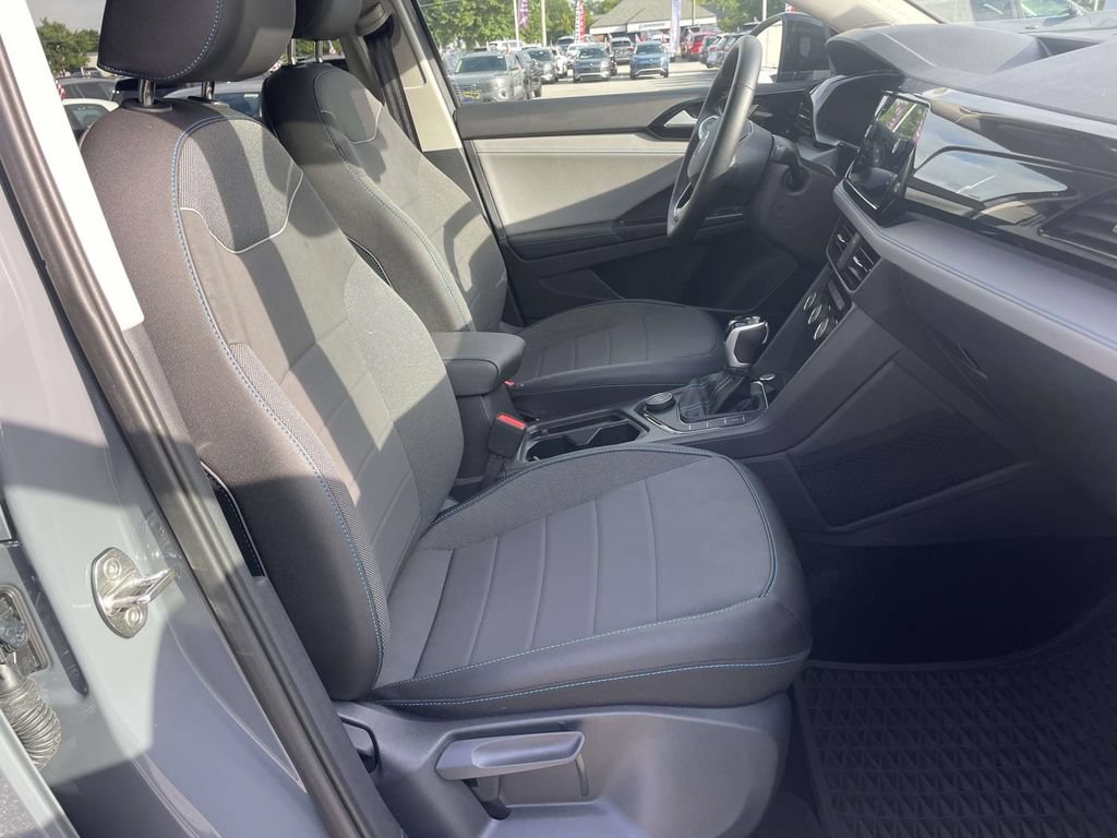 Certified 2024 Volkswagen Taos SE AWD/4WD image 10