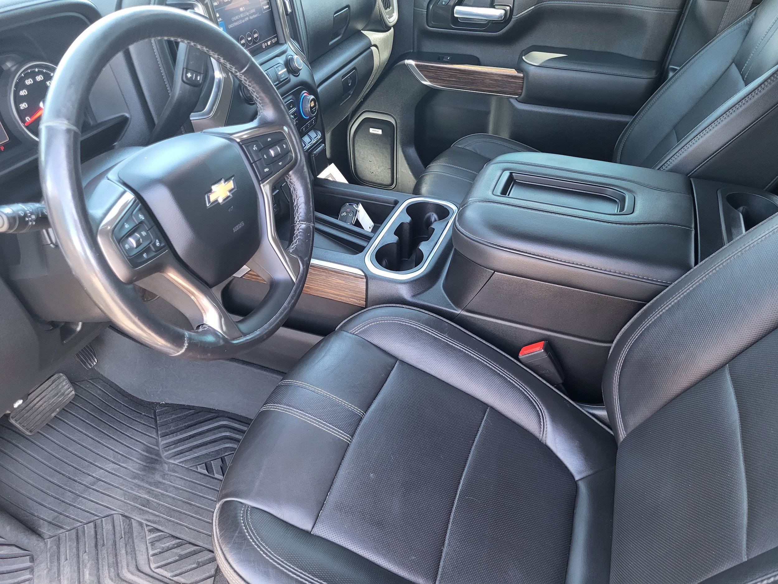 Used 2022 Chevrolet Silverado 3500 High Country w/ Z71 Off-Road Package AWD/4WD image 6