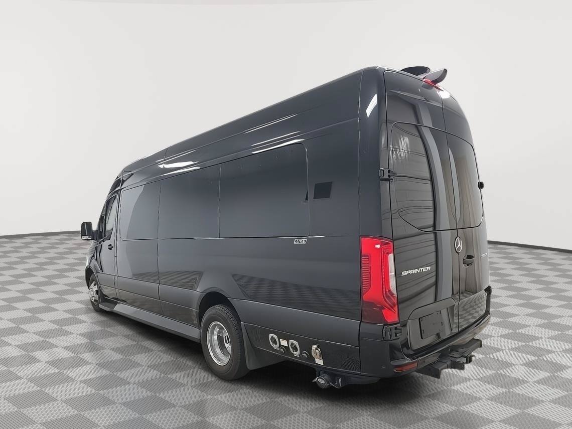 Used 2023 Mercedes-Benz Sprinter 3500 image 23